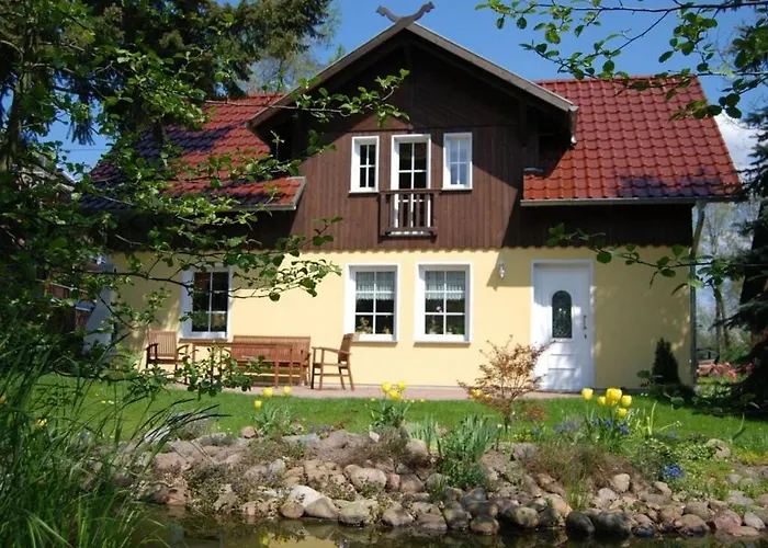 Harmonie I In Burg Semesterbostad *